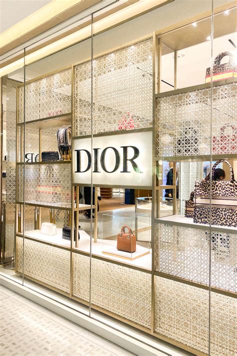 christian dior showroom